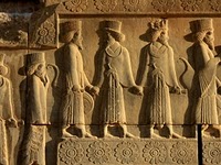 <span itemprop="name">دانلود پروژه نقش بر جسته هاي تخت جمشيد</span>